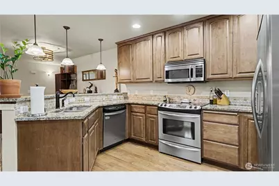 21900 SE 242nd Street #B1, Maple Valley, WA 98038 - Photo 14