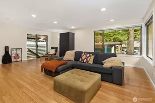 1711 NE 104th St, Seattle, WA 98125 - Photo 18