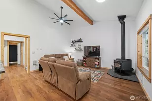 7533 Canyon View Dr, Deming, WA 98244 - Photo 12