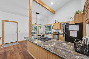 7533 Canyon View Dr, Deming, WA 98244 - Photo 10