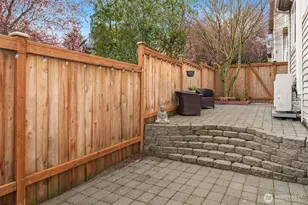 3201 23rd Ave W, Seattle, WA 98199 - Photo 30
