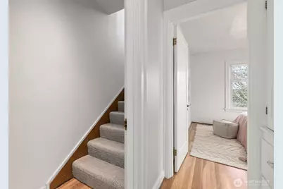 2419 28th Avenue W, Seattle, WA 98199 - Photo 20