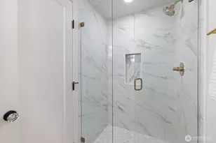 2419 28th Ave W, Seattle, WA 98199 - Photo 28