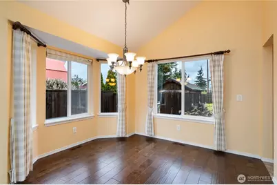 2420 14th Street, Anacortes, WA 98221 - Photo 8