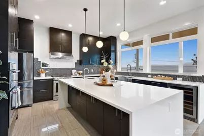 11014 Cornell Avenue S, Seattle, WA 98178 - Photo 4