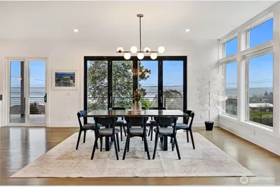 11014 Cornell Avenue S, Seattle, WA 98178 - Photo 10