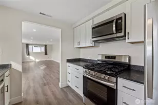 1306 Broadview, Anacortes, WA 98221 - Photo 10