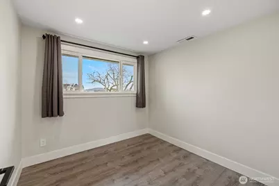 1306 Broadview, Anacortes, WA 98221 - Photo 16