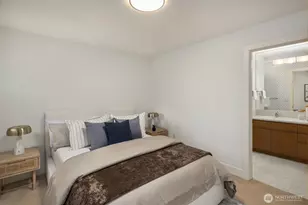 1716 Bellevue Way NE, Bellevue, WA 98004 - Photo 30