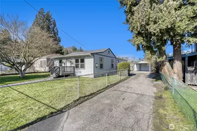 14929 130th Avenue SE, Renton, WA 98058 - Photo 2