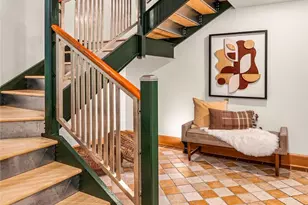 2117 N 36th St, Seattle, WA 98103 - Photo 10