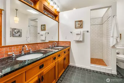 2117 N 36th Street, Seattle, WA 98103 - Photo 26