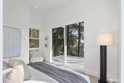 11905 89th Avenue NE, Kirkland, WA 98034 - Photo 18