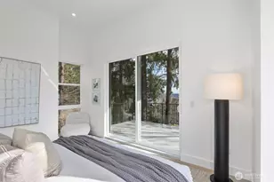 11905 89th Ave NE, Kirkland, WA 98034 - Photo 18