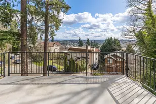 11905 89th Ave NE, Kirkland, WA 98034 - Photo 30