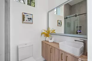 11905 89th Ave NE, Kirkland, WA 98034 - Photo 22