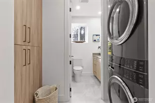 11905 89th Ave NE, Kirkland, WA 98034 - Photo 28