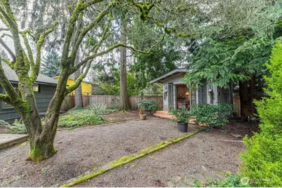 8805 27th Avenue NE, Seattle, WA 98115 - Photo 30