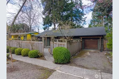 8805 27th Avenue NE, Seattle, WA 98115 - Photo 1