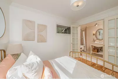 8805 27th Avenue NE, Seattle, WA 98115 - Photo 12