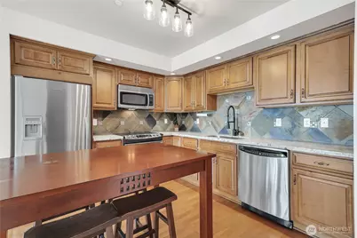 4116 California Avenue SW #304, Seattle, WA 98116 - Photo 8