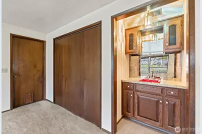 210 E Hawthorne Place, Port Angeles, WA 98362 - Photo 14