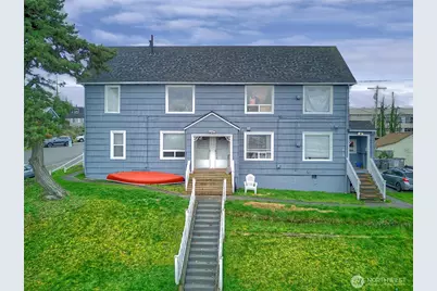 1018 Wall Street SE, Everett, WA 98201 - Photo 2