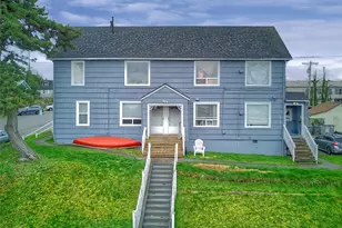 1018 Wall Street SE, Everett, WA 98201 - Photo 2