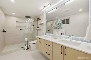 19531 55th Ave NE, Lake Forest Park, WA 98155 - Photo 16