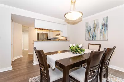 12040 100th Avenue NE #J102, Kirkland, WA 98034 - Photo 6