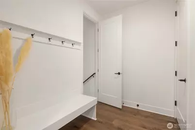 7967 112th Lane SE, Newcastle, WA 98056 - Photo 32