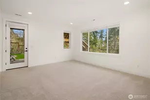 7967 112th Ln SE, Newcastle, WA 98056 - Photo 34