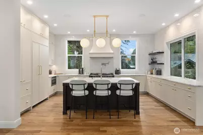 1427 Woodrow Place E, Seattle, WA 98112 - Photo 6