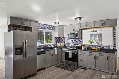 3333 Creek View Court SE, Port Orchard, WA 98366 - Photo 6