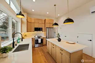 2213 W Bertona St, Seattle, WA 98199 - Photo 8