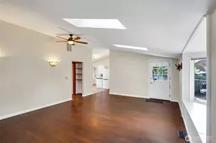 13722 Interlake Ave N, Seattle, WA 98133 - Photo 8