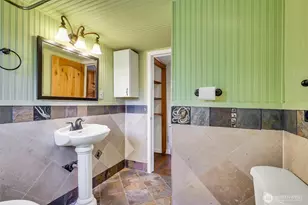 13722 Interlake Ave N, Seattle, WA 98133 - Photo 22