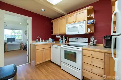 6443 NE 181st Street, Kenmore, WA 98028 - Photo 6