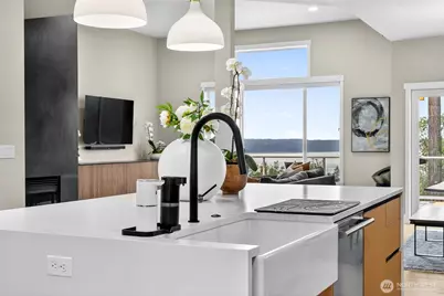 12235 15th Avenue SW, Burien, WA 98146 - Photo 4