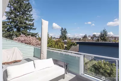 4258 Whitman Avenue N, Seattle, WA 98103 - Photo 8