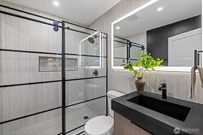 4725 37th Avenue SW, Seattle, WA 98126 - Photo 14