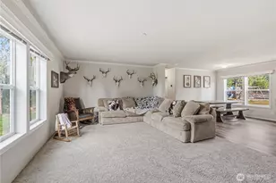 220 Songbird Ln, Longview, WA 98632 - Photo 2