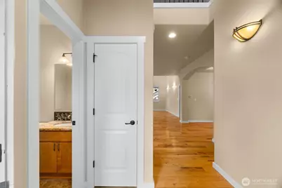 6551 36th Lane SE, Lacey, WA 98503 - Photo 4