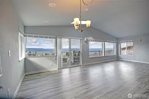 211 Arbor Terrace, Camano Island, WA 98282 - Photo 12