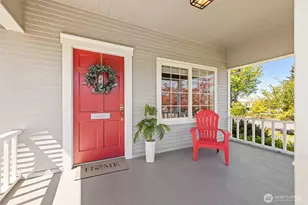 1304 S Oak St, Port Angeles, WA 98362 - Photo 2