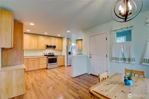 3196 Hawks Prairie Rd, Oak Harbor, WA 98277 - Photo 8