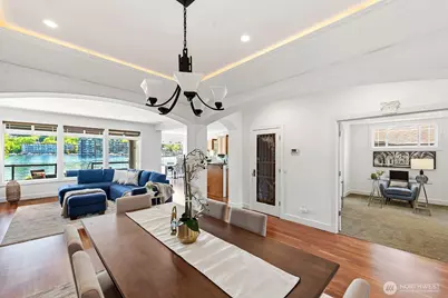 8696 Island Drive S, Seattle, WA 98118 - Photo 6