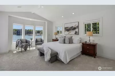 8696 Island Drive S, Seattle, WA 98118 - Photo 20