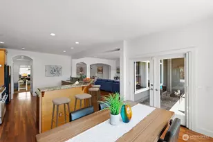 8696 Island Dr S, Seattle, WA 98118 - Photo 14