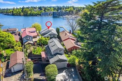 8696 Island Drive S, Seattle, WA 98118 - Photo 6